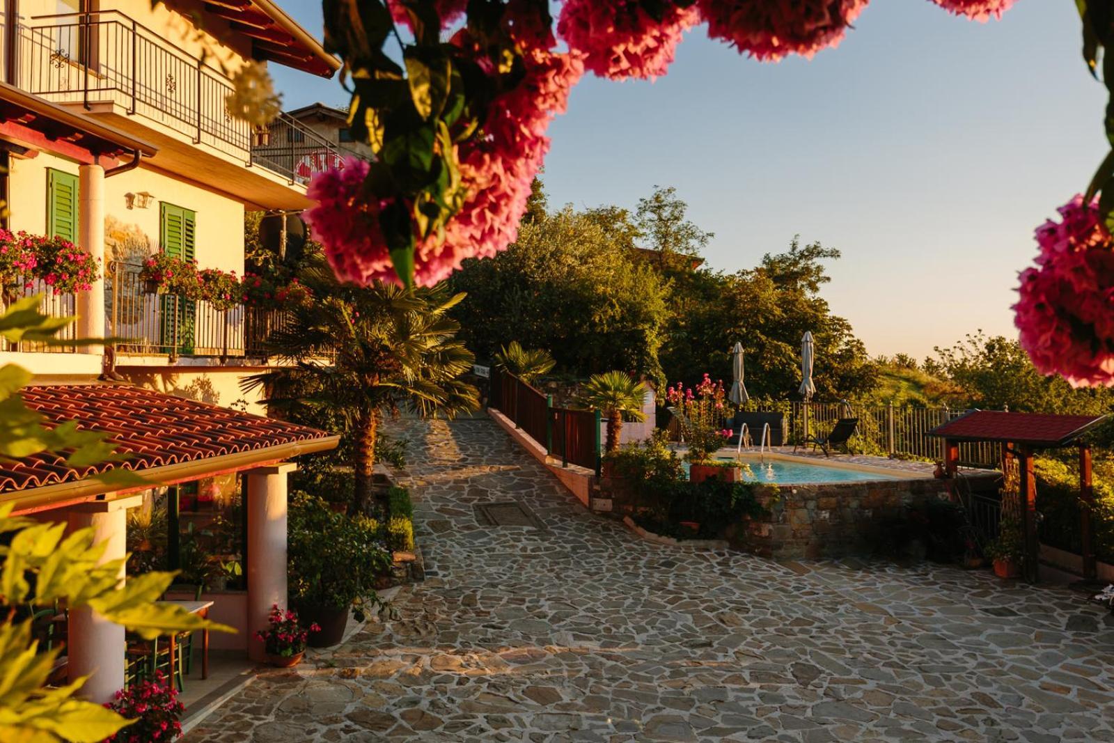 Hisa Stekar Villa คอจส์โค ภายนอก รูปภาพ